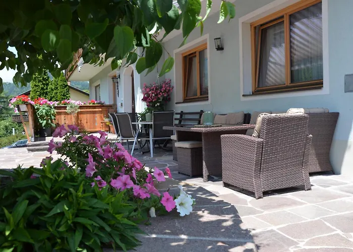 Koenigsreiner Affittacamere 3*