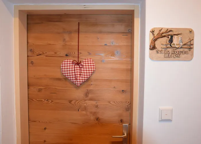 Koenigsreiner Affittacamere 3*